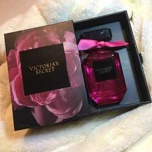 Victoria’s Secret Rose Musk Perfume 3.4oz